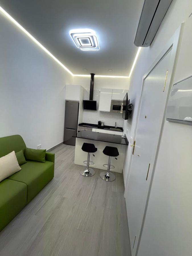 Suara Apartamentos 3 マドリード エクステリア 写真